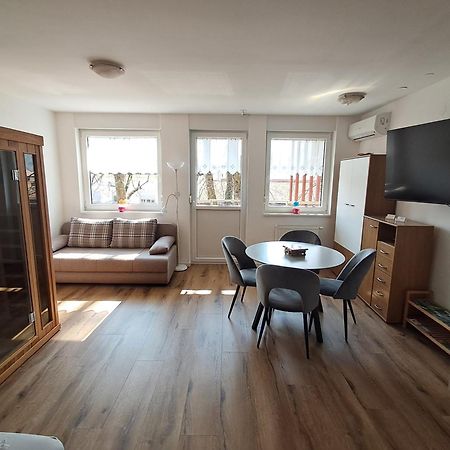 Apartment Honey Bee With Sauna Kobarid Exterior foto