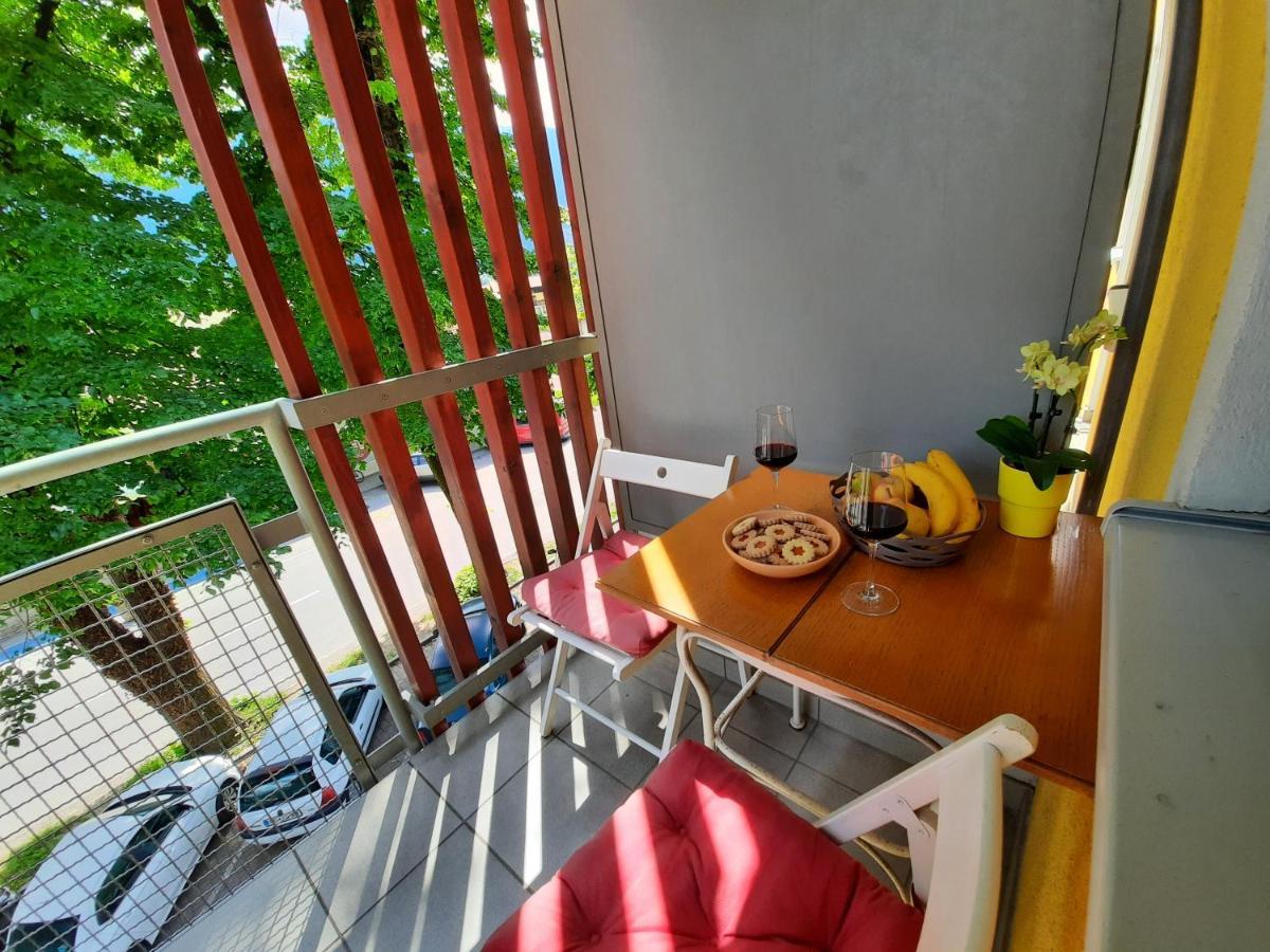 Apartment Honey Bee With Sauna Kobarid Exterior foto
